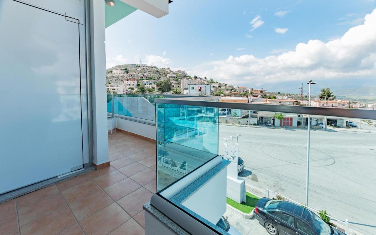 The City Gate Hotel Sarande Bagian luar foto
