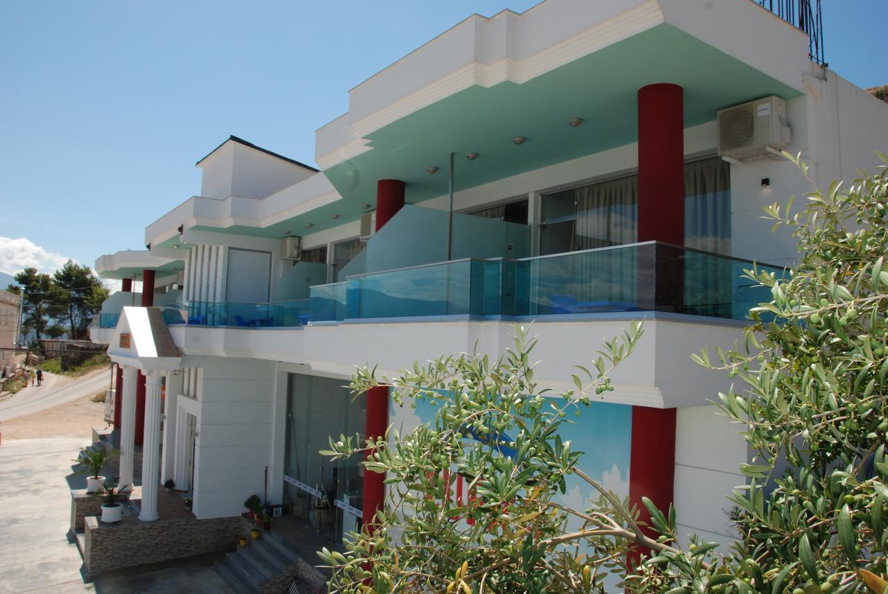 The City Gate Hotel Sarande Bagian luar foto